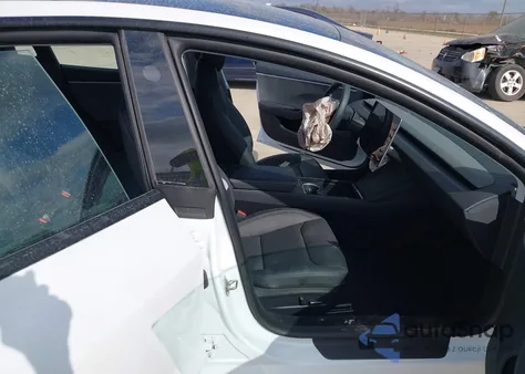 2024 Tesla Model 3 Long Range Dual Motor All-Wheel Drive/Rear-Wheel Drive from USA, damaged, VIN 5YJ3E1EAXRF750199